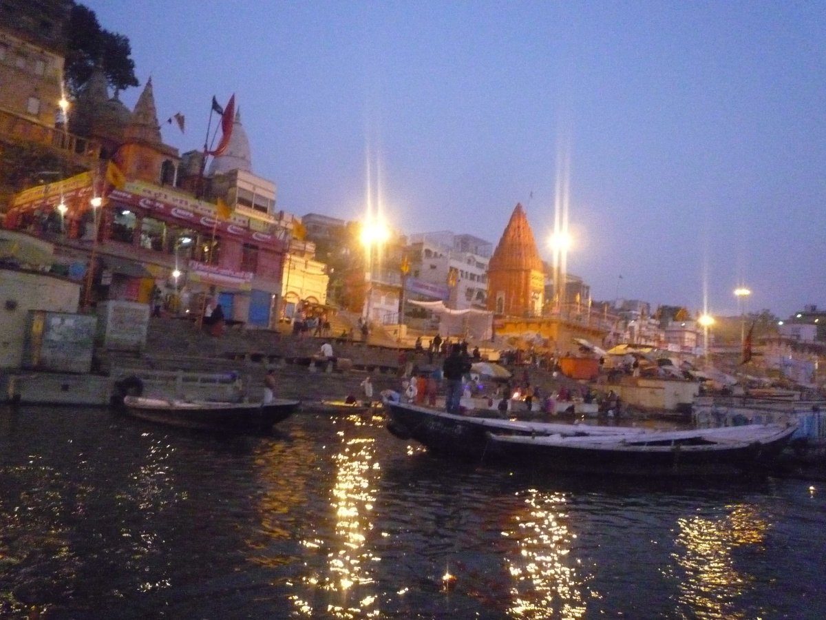 Sunrise - Bank of river Ganga18